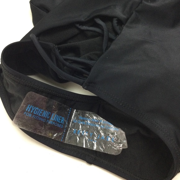 NWOT Betty Jade Caged Strappy Short Sleeve Cheeky Black Swimsuit Size Medium - Picture 10 of 10